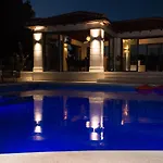 Diamond- Beautiful Seaview, Bar, Pool & Gym * Selca (Brac)