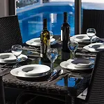 别墅 Diamond- Beautiful Seaview, Bar, Pool & Gym